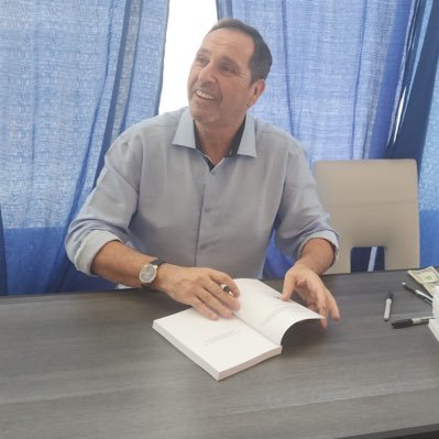 Author: The Last Year of My Life (released 2023). Leadership training and models developer 🇮🇱 🇺🇸 and 🇻🇳. Founder: Israel Leadership Institute (2007).