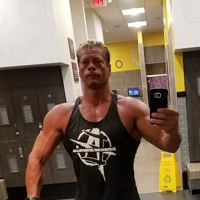 DantheHoffman92's profile picture. 