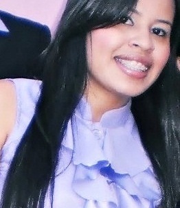 Professora da Ed. Infantil, graduada em Pedagogia e apaixonada por  meus alunos.  Só desperta paixão de aprender, quem tem paixão de ensinar .