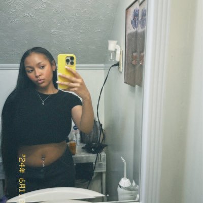 majestaaaxo's profile picture.