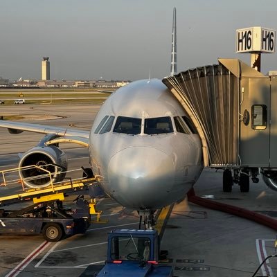 aviadorliam's profile picture. aviation enthusiast / i like taking pictures