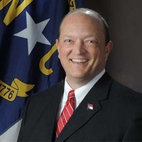 Dean Arp (@deanarp) 's Twitter Profile