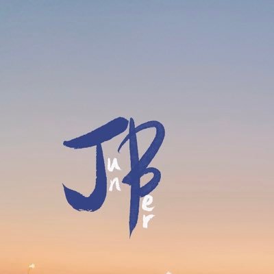 Junberberber's profile picture. The beauty of the sunset was ephemeral but unforgettable.📸