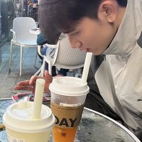 W嘉泽 (@aczzq1) 's Twitter Profile