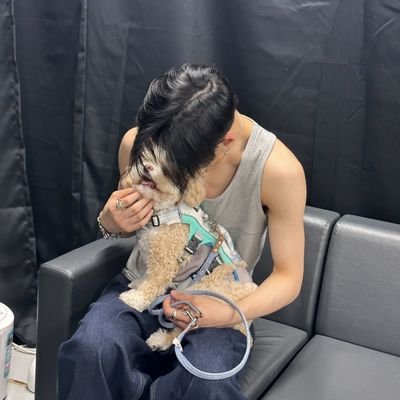 ellxe_aez's profile picture. everything happens for a reason :)                              @ENHYPEN_members