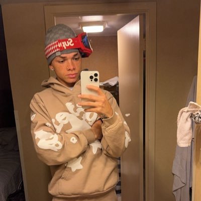 22 || tiktok - alexanderandreyevv hit my dms for content 📸:alexanderrbagss free venezuela 🇻🇪