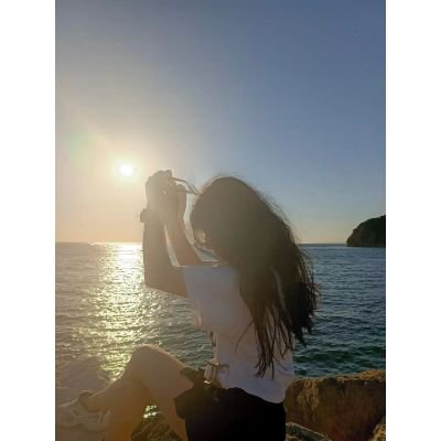 buse_laz61's profile picture. Trabzon/Vakfıkebir         
                                       
VAKFIKEBİRLİLER 💙♥️