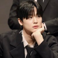 𝐋𝐮𝐧𝐚. (@luna__jy) 's Twitter Profile Photo 𝐋𝐮𝐧𝐚. (@luna__jy) 's Twitter Profile Photo