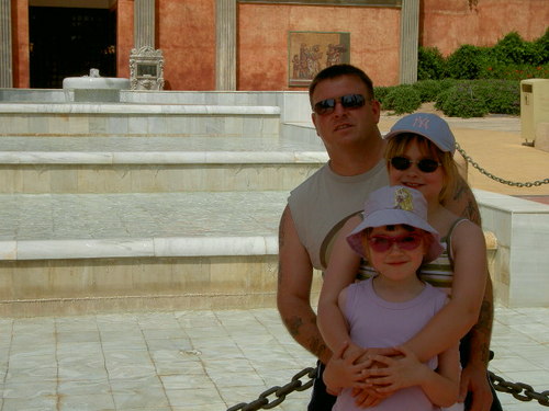 Married to Nikki with 2 daughters, Alyssa and Shania. School, Cromer secondry.
Football Team, West Bromwich Albion.
Hobbie, Golf