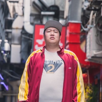 ドブ色バレッタvo. 正面衝突 vo. Ver.2.0です 弾き語り等もします。 古川未鈴並びにReGLOSSを推しています。