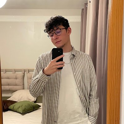 xLogiks13's profile picture. 