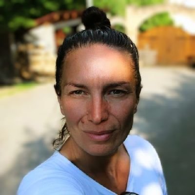 ✒️Hi👋 I am creative soul✒️ I love to draw and design✨Be a part of my journey🙏Follow me on Tik Tok, Facebook and You Tube @Svetlanamihalj