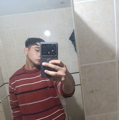 OmarMiguez3's profile picture. quería unos hijos con tus ojos y estoy criando cuervos