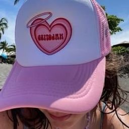 SewthueeWk2Va's profile picture. 