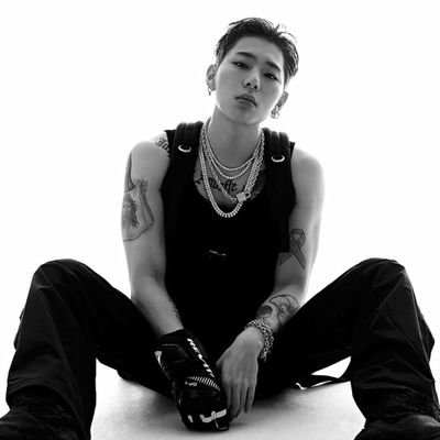 𝐑𝐎𝐋𝐄𝐏𝐋𝐀𝐘𝐄𝐑 (1992) Woo Ji-ho (우지호) better known by 𝐙𝐈𝐂𝐎 (지코), is a South Korean rapper, record producer and singer songwriter 🔞 selective.