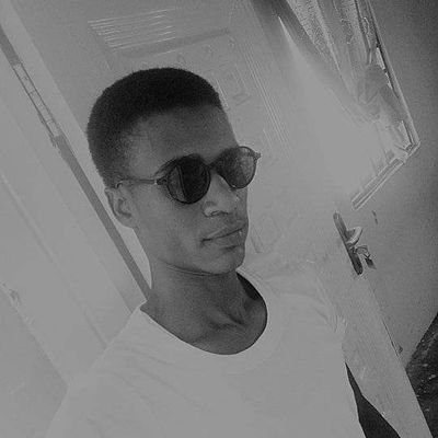 B_oxil's profile picture. 