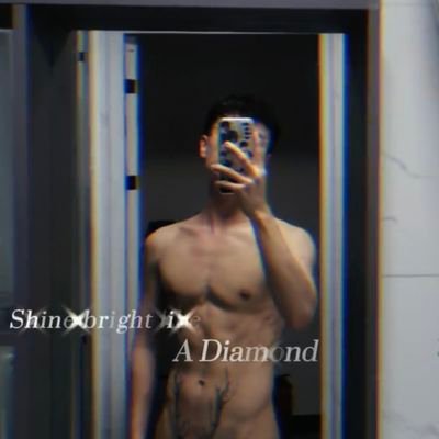 Kerwin561768's profile picture. 00后，头像本人，175- 62-42-0，🍆15/🍑目前广东，合适的来聊聊？旅游，有健身（细狗）