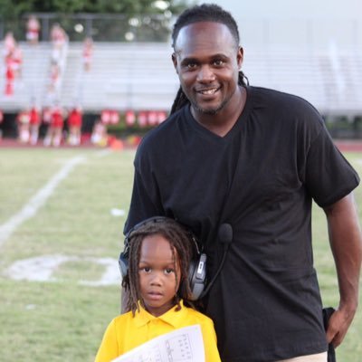 SFLA! Defensive Coordinator & DB coach @ Piper High School 🐅. A jack of all coaching trades, on the field, on the court, and the track Str8 🔥🦅gang 4eva