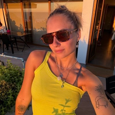 anasueltschi's profile picture. Instagram: anastasiaueltschi