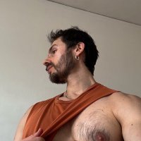 r (@romnmez) 's Twitter Profile