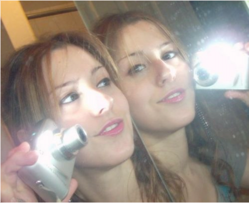 HalalaClara's profile picture. La vie, c'est ce qui vous arrive alors que vous étiez en train de prévoir autre chose. Sinon, je twitte un peu tout ^^