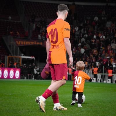 SimbaFk's profile picture. dédicace a prsn fallait être là.