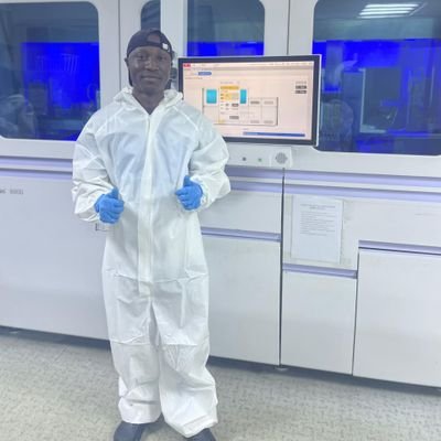 Muslim🕌//Microbiologist🔬//Reading📚//Playing Football⚽//Graphics Designer💻//Furniture Works//Research Assistant at Nigerian Institute of Medical Research