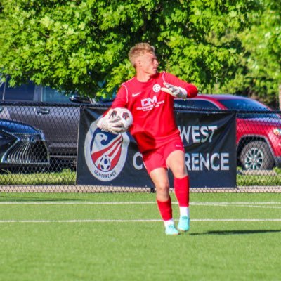 5’11” Goalkeeper | 2025 grad year | Blue Springs South High School | Union KC E64 2006