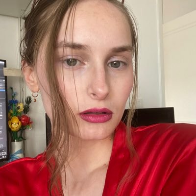 buteraftbangs's profile picture. Migraines from overthinking