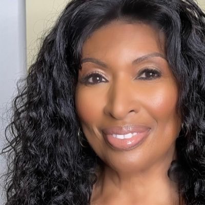Educator@BergenCC, Actor, @SagAftra, Author, Founder@KellyFund4Lupus, Multi-Emmy Winner-“For the rest of my life, I’m dedicated to education & philanthropy.”