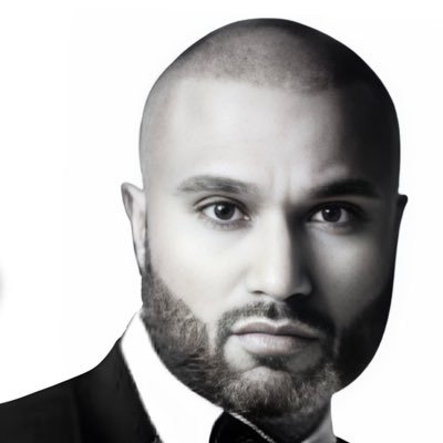 Founder & Managing Director of The Smile Studios LTD | Principal Cosmetic Dentist and Implantologist