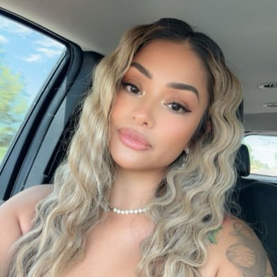 alinaamarieee's profile picture. not a public figure 🤎