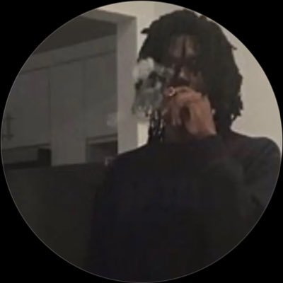 UltraWrld_'s profile picture. player/coach || enjoyer of many things