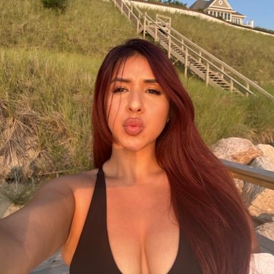 Guadalu095's profile picture. I'm the Mexican Bill Gates in the making 👑