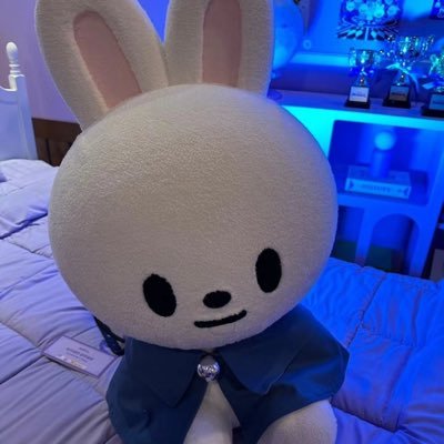 uchhjake's profile picture. 