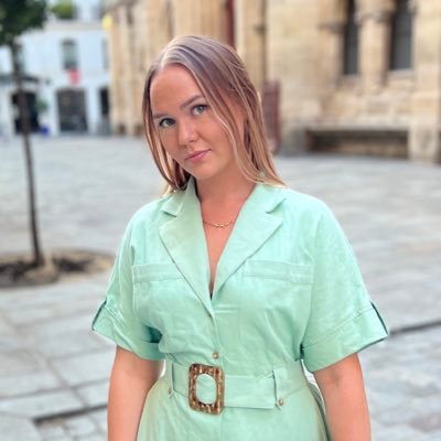 Curiosity for breakfast #Digital #Finance || Paris,London & Poland || Travel lover, Music & #GirlinTech🙋‍♀️ ⚡️
