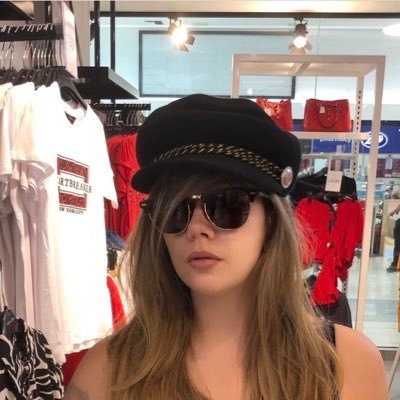 madisionstuart's profile picture. Brooklyn girl cat 🐈 lover