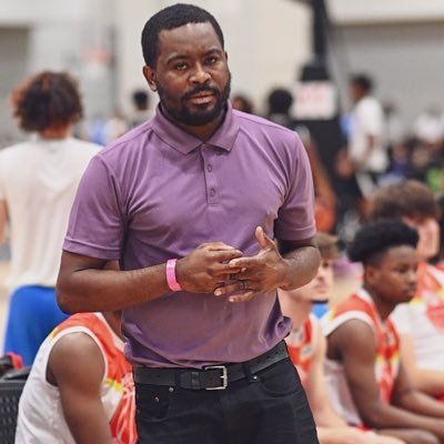 Assistant Varsity Boys 🏀 Coach at James Kenan High School | In a world full of darkness be a light that shines.
