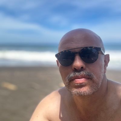 Aficionado a la lectura y a un buen café. Buscador de datos e información, investigador.