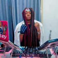 luminosdjfemzey (@luminosdjfemzey) 's Twitter Profile