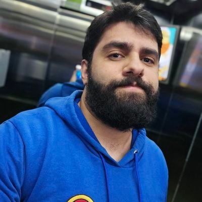 💻🎮📖💀🤍🍲🫕💍@MisguydedGhost --
*Não uso aplicativo. Se encontrei por aí é fake!*
Tento ser umas coisas aí mas não dão muito certo