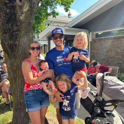 Dad to 3 amazing girls. Husband. Principal at State Road Elementary School. Go Bills!