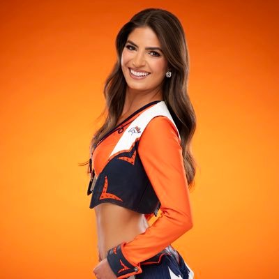 DBC_Renee's profile picture. Official Twitter Account for 2nd Year Vet, DBC Renee! @broncoscheer #DBC2024 | #JDBC2024