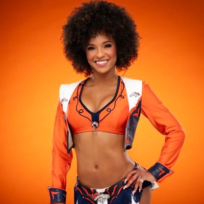 Official Twitter Account for 3rd Year Vet, DBC Naomi! @BroncosCheer #DBC2024