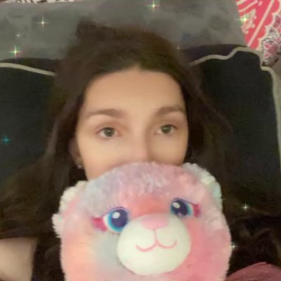 laurisnotin's profile picture. lauryn 🇮🇹 | 22 | G*59 |💍❤️ @nessumii | left is best, occasionally writing on substack