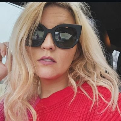 50shadesofshayy's profile picture. 