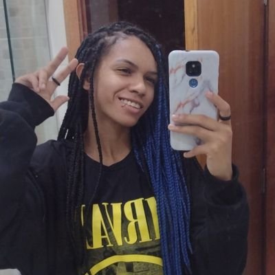leh_aqui's profile picture. NB/genderfluid (she/her • he/him) | biotechnologist (UFSCar) 🧬 • MSc student in genetics (FMRP-USP) 🐝