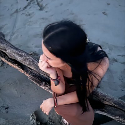 1122 || 4 https://t.co/HYPlSRceM7 de la luna y del mar 🌕🌊