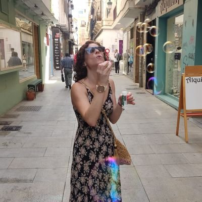 Amante de los números, runner, lectora empedernida, loca perdida...
https://t.co/cbC5sG0sB4 // sintiendoelrunning.wordpress