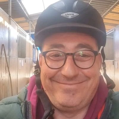 AlbertJcob96154's profile picture. Business Only